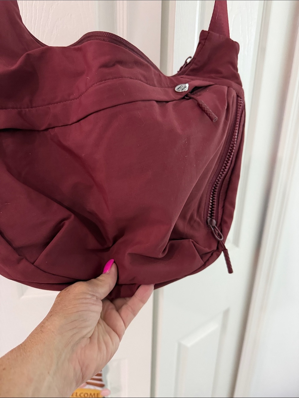 Woman's burgundy handbag Iris & Rainbow.